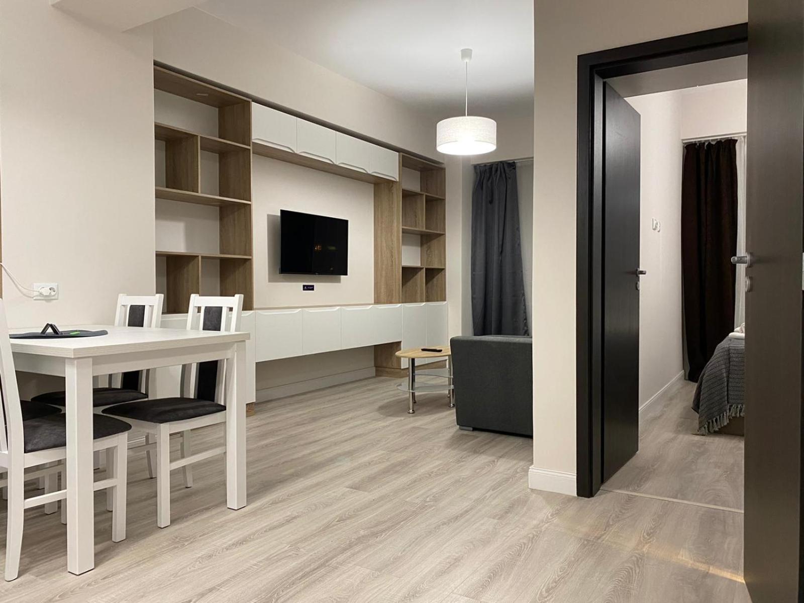 Lazar Towers Studios & Apartments Near Palas Iasi Extérieur photo