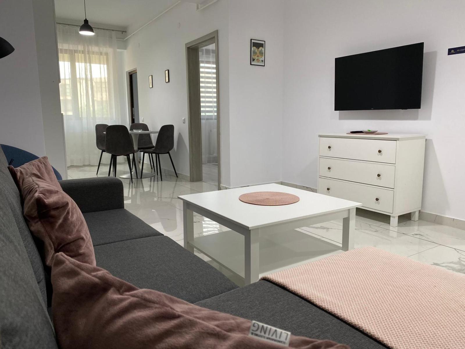 Lazar Towers Studios & Apartments Near Palas Iasi Extérieur photo